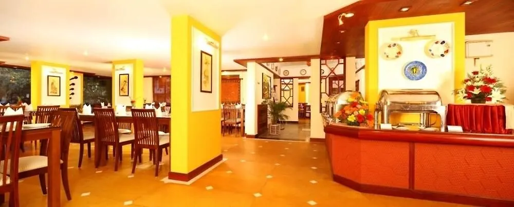 Riviera Suites Kochi 0*,  Indien
